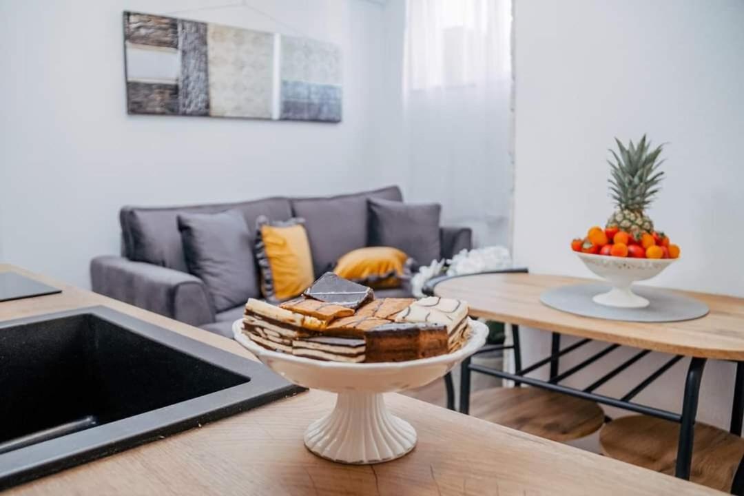 Sandra Apartman